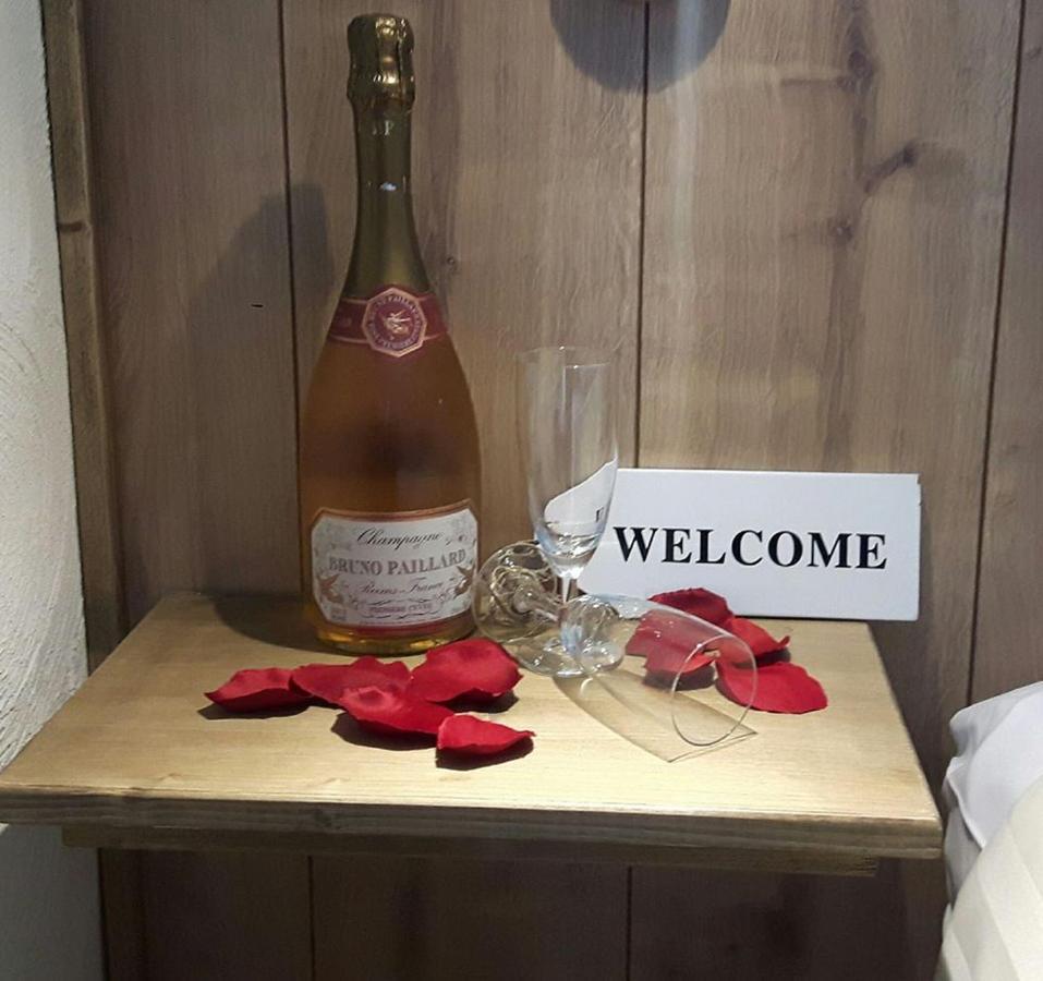 ホテル Fleurie De Montagne メッヘレン エクステリア 写真